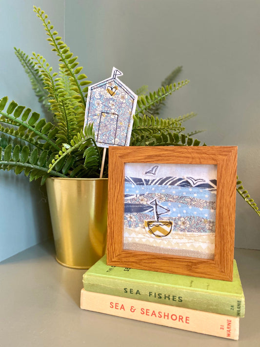 Individual beach hut plant decoration cake toppers