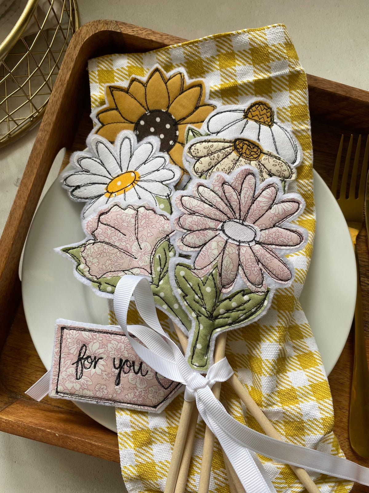 Summer flowers decorative bunch cake toppers
