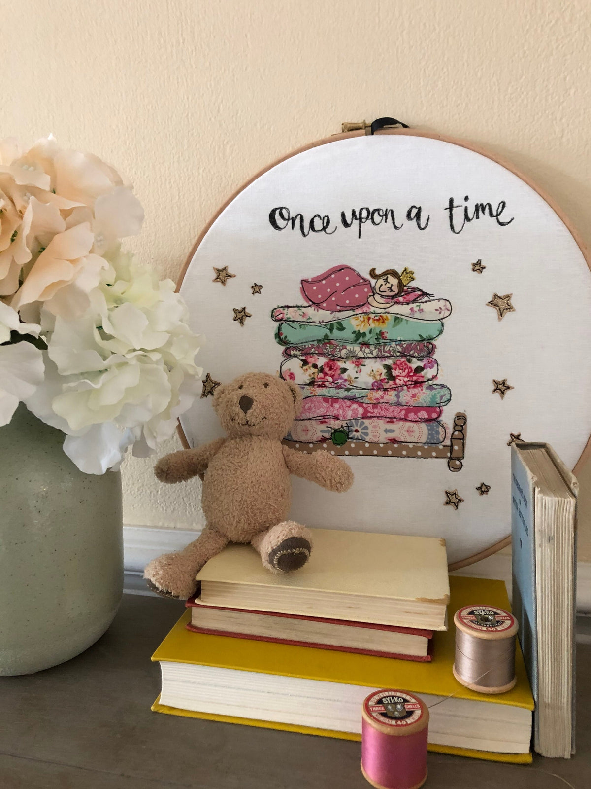 Princess and the pea freehand embroidered decorative hanging hoop