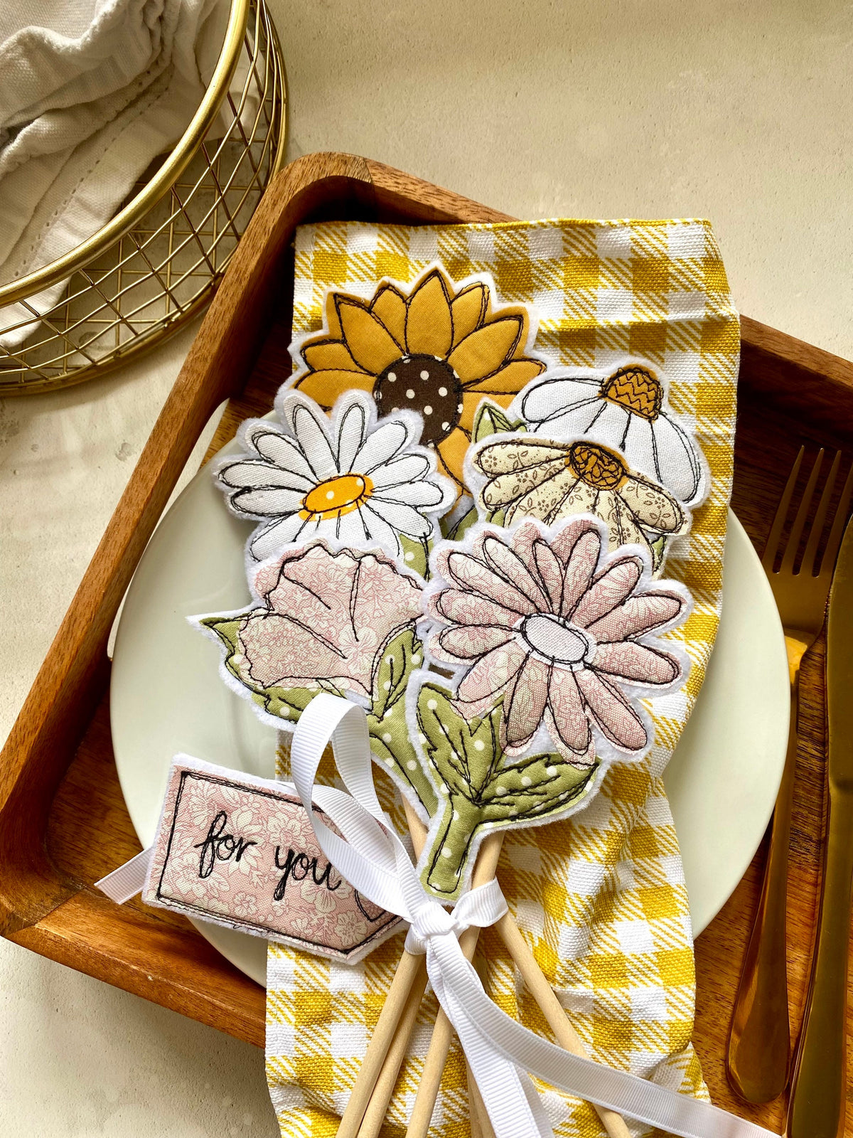 Summer flowers decorative bunch cake toppers