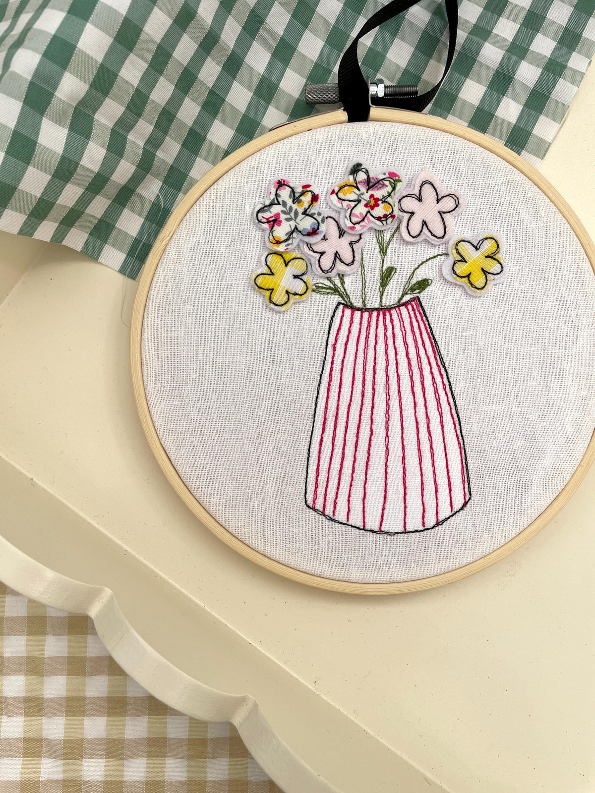 Pink flower vase freehand embroidered decorative hoop
