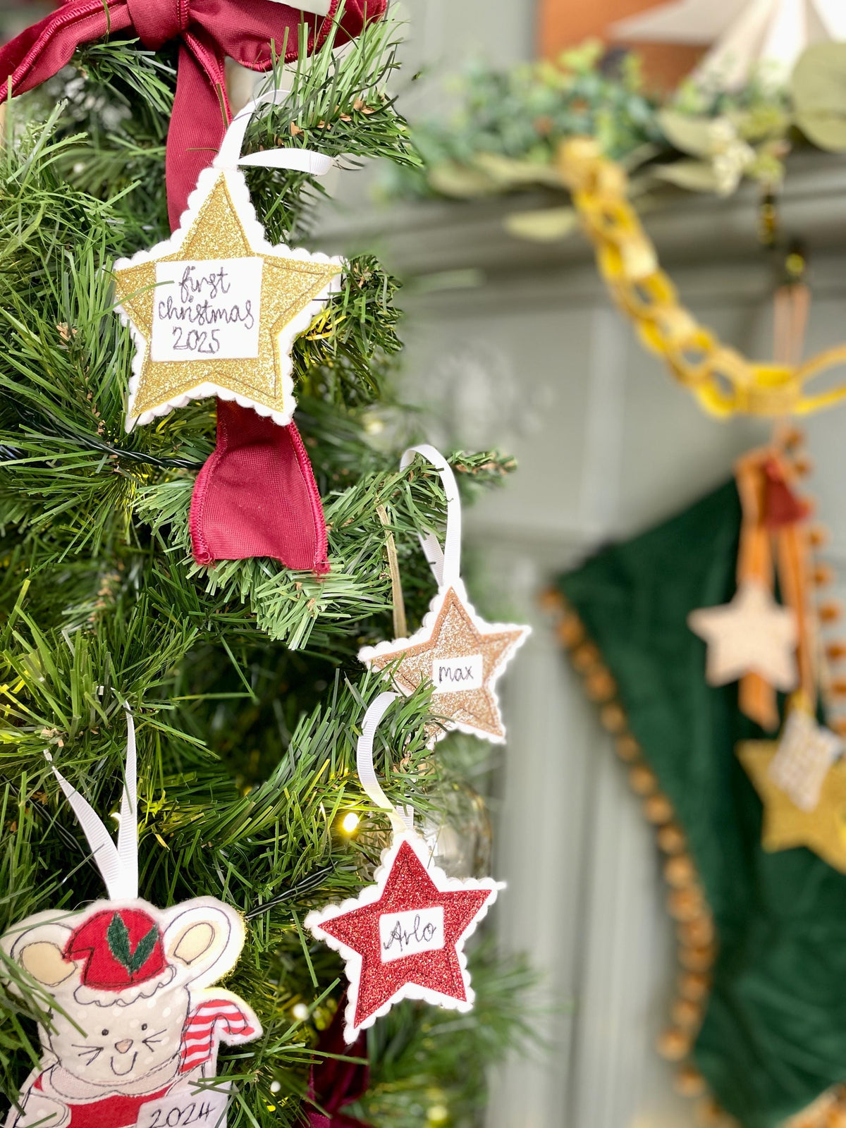 Personalised Glitter Star Decoration – Custom Name Christmas Ornament – Freehand Embroidered Keepsake